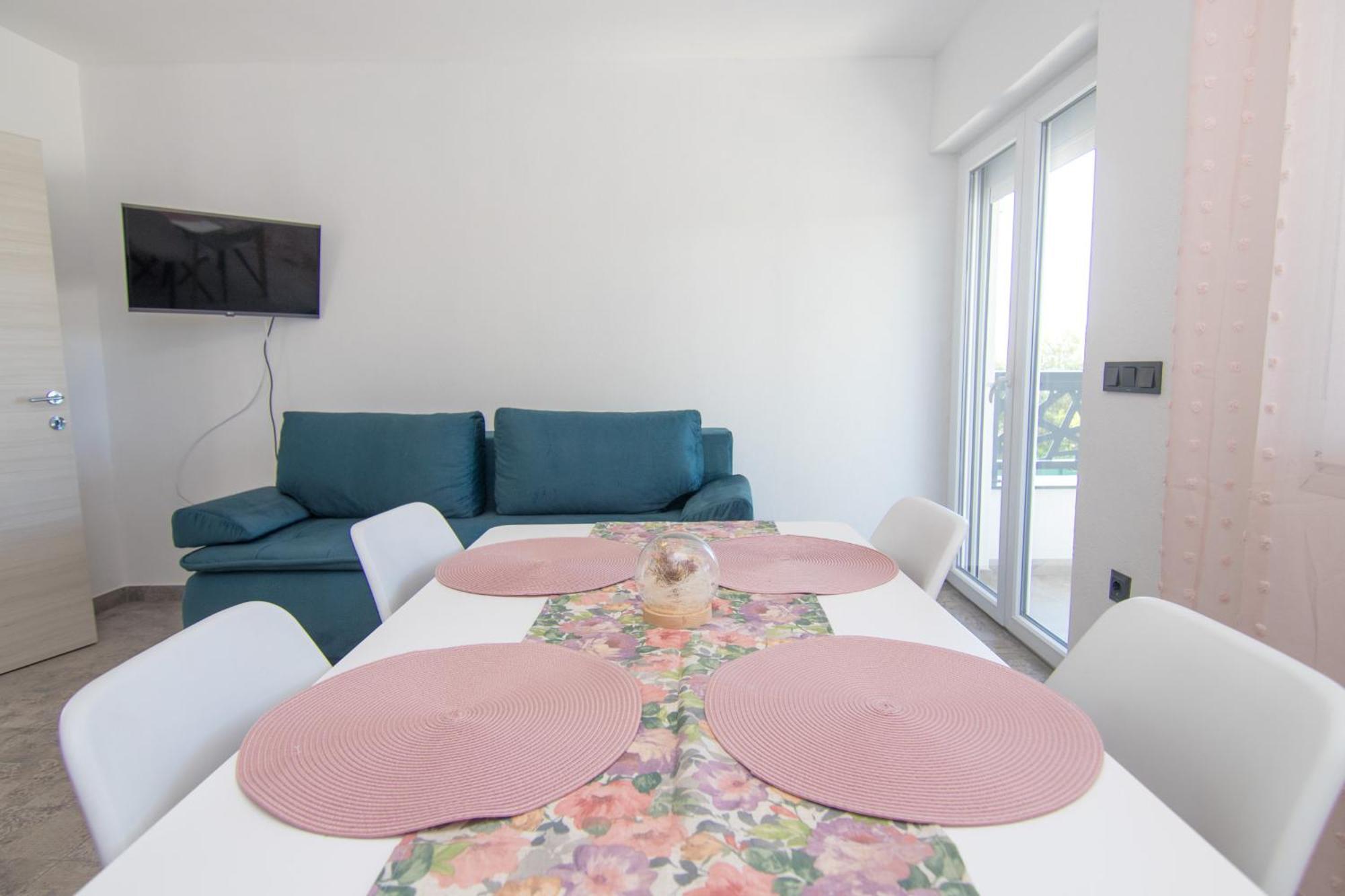 Apartments Flowers Krk Town Exterior photo